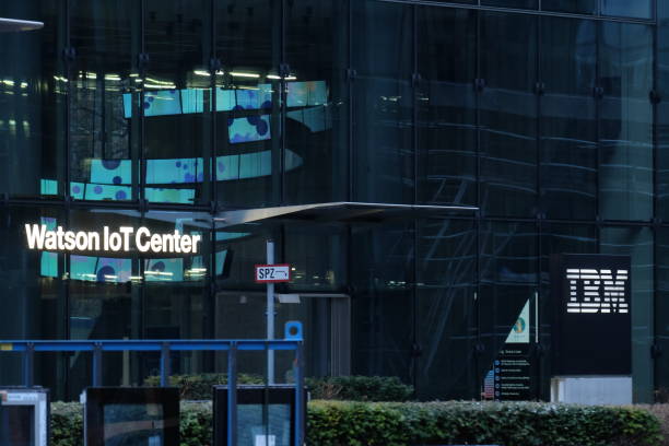 Watson IOT Center, perteneciente a IBM. ESta marca tiene la plataforma Watson IOT, una de las principales plataformas IOT a gran escala más utilizadas en la actualidad.